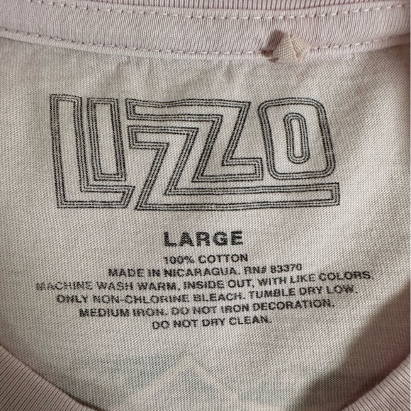 Lizzo Exclusive 2022 Special Tour Merch Pink Long Sleeve Unisex 🍑Tee Size Large - Picture 5 of 9